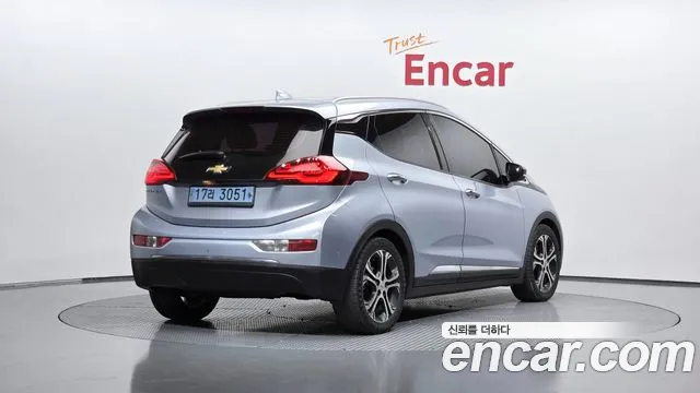 ChevroletGMDaewoo Bolt 2017 thumb 2