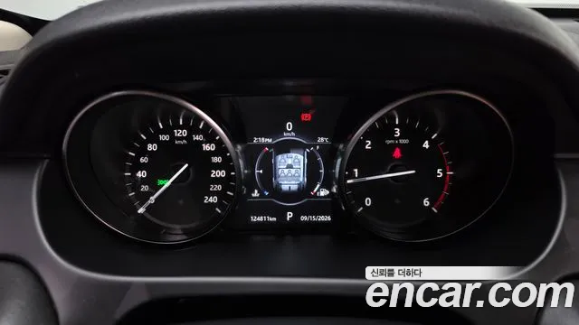 Land Rover Discovery Sport 2018 thumb 8