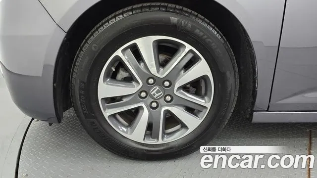 Honda Odyssey 2015 thumb 5