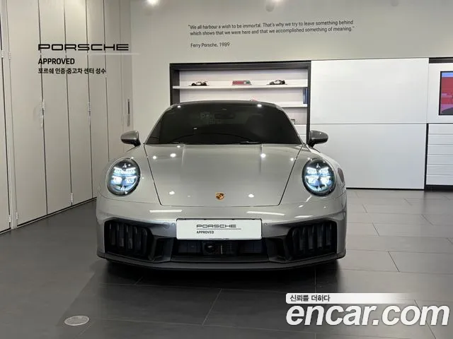 Porsche 911 2025 thumb 3