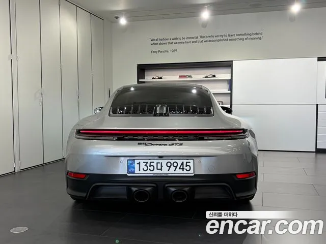 Porsche 911 2025 thumb 4