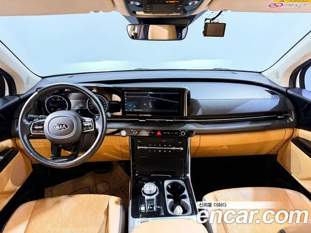 Kia Carnival 2020 thumb 4