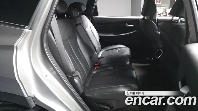 Hyundai Santa Fe 2019 thumb 11