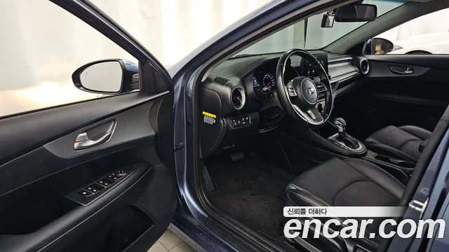 Kia K3 2019 thumb 10