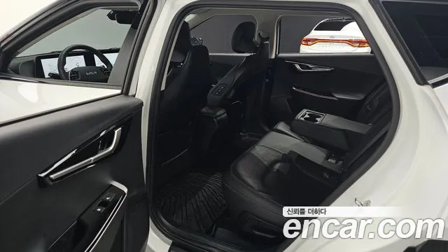 Kia EV6 2024 thumb 12