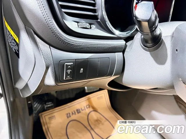 Kia K5 2011 thumb 9