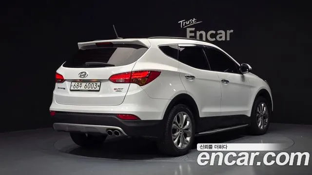 Hyundai Santa Fe 2015 thumb 2