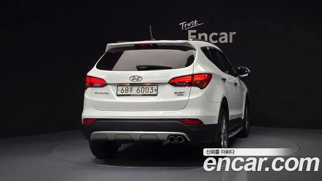 Hyundai Santa Fe 2015 thumb 4