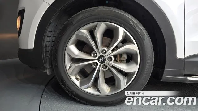 Hyundai Santa Fe 2015 thumb 5