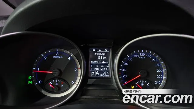 Hyundai Santa Fe 2015 thumb 8