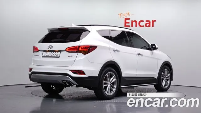 Hyundai Santa Fe 2016 thumb 2