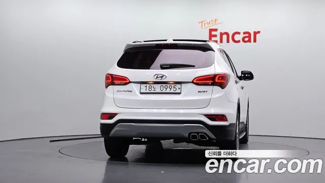Hyundai Santa Fe 2016 thumb 4