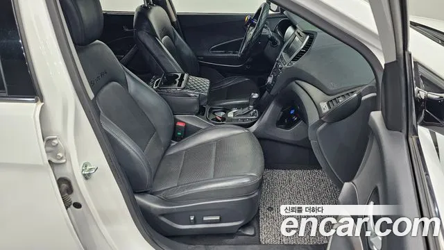 Hyundai Santa Fe 2016 thumb 11