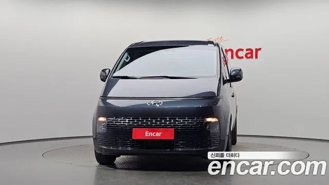 Hyundai Staria 2022 thumb 3