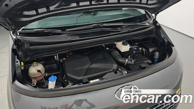 Hyundai Staria 2022 thumb 6
