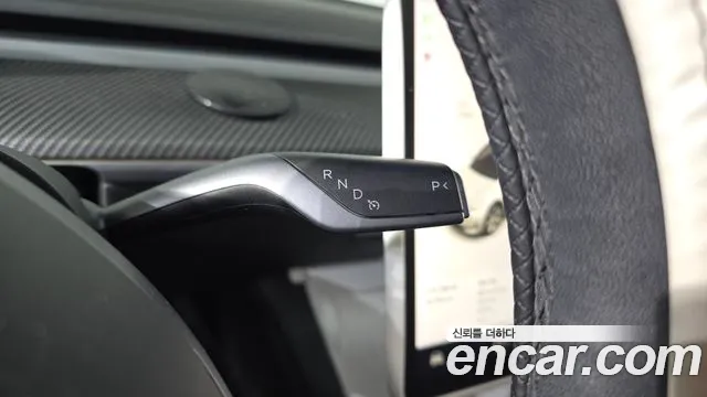 Tesla Model Y 2021 thumb 9