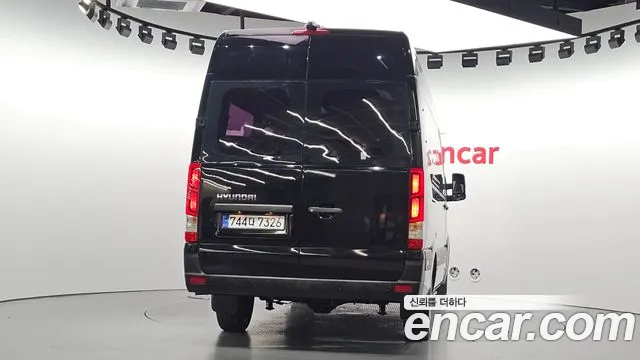 Hyundai Staria 2020 thumb 4