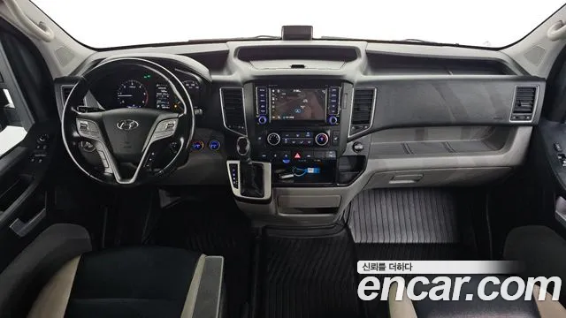 Hyundai Staria 2020 thumb 7