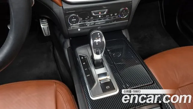 Maserati Ghibli 2014 thumb 9