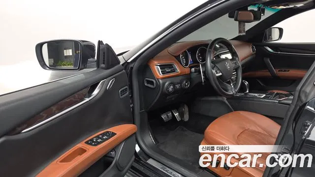Maserati Ghibli 2014 thumb 10