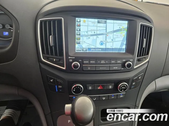 Hyundai Starex 2018 thumb 9