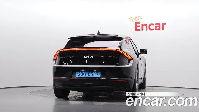 Kia EV6 2021 thumb 4