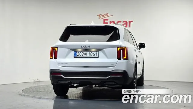 Kia Sorento 2024 thumb 4