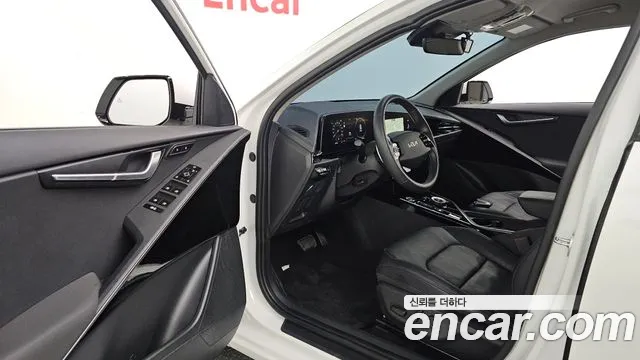 Kia Niro 2023 thumb 10