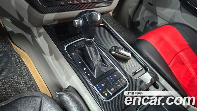 Kia Carnival 2015 thumb 9