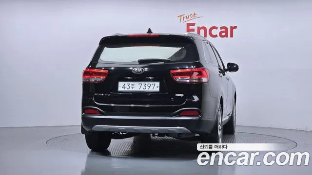 Kia Sorento 2015 thumb 4