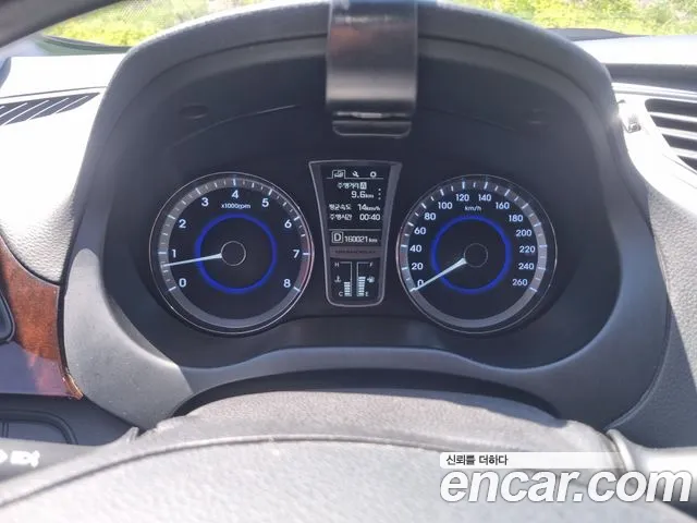 Hyundai Grandeur 2015 thumb 8