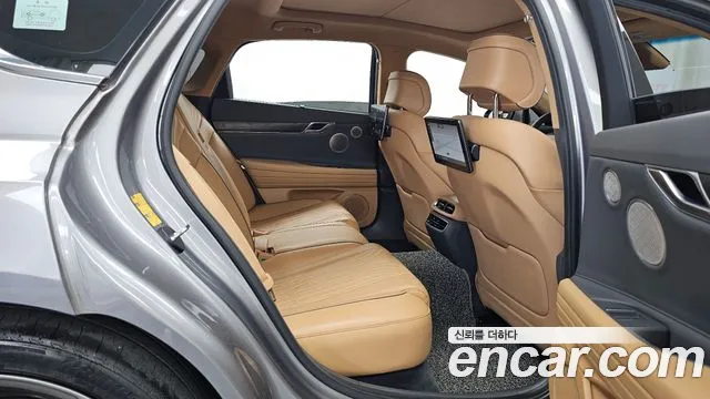 Genesis G80 2020 thumb 12
