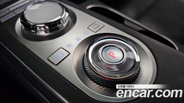 Genesis GV70 2021 thumb 9