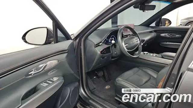 Genesis GV70 2021 thumb 10