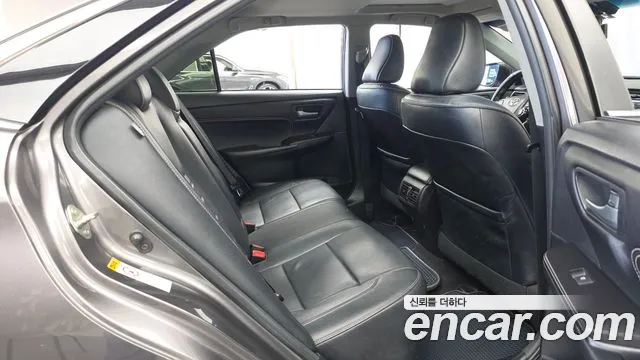 Toyota Camry 2016 thumb 12