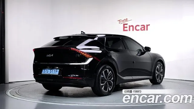 Kia EV6 2022 thumb 2