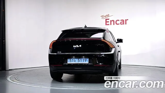 Kia EV6 2022 thumb 4