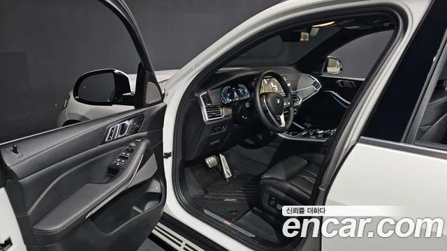 BMW X5 2023 thumb 10