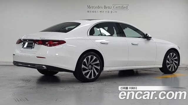 Mercedes-Benz E-Класс 2025 thumb 2