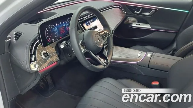 Mercedes-Benz E-Класс 2025 thumb 9