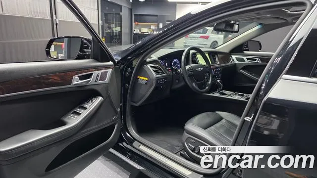 Hyundai Genesis 2015 thumb 10