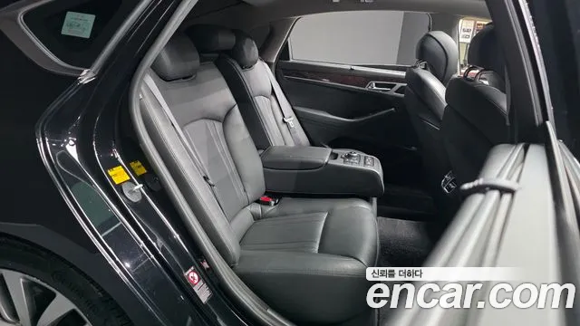 Hyundai Genesis 2015 thumb 12