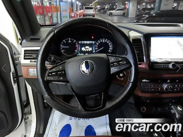 KG_Mobility_Ssangyong Rexton 2019 thumb 8