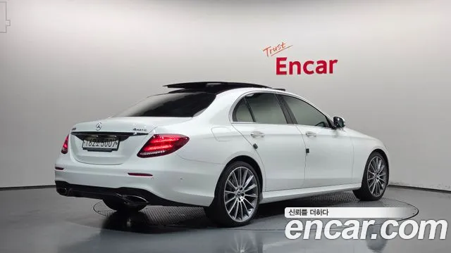 Mercedes-Benz E-Класс 2020 thumb 2