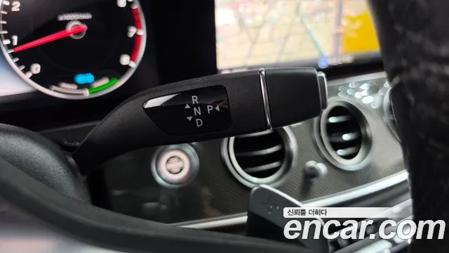 Mercedes-Benz E-Класс 2020 thumb 9