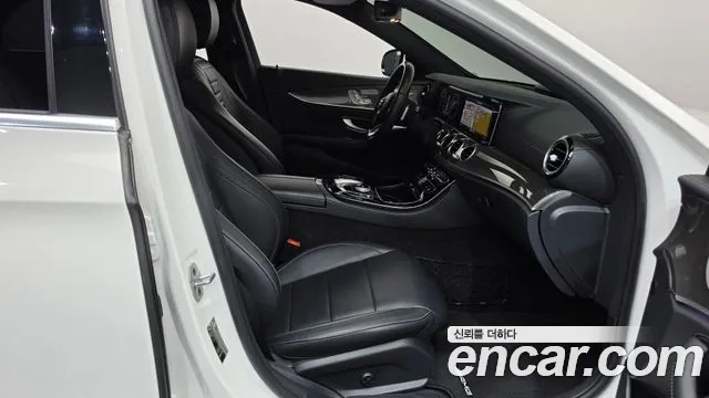 Mercedes-Benz E-Класс 2020 thumb 11