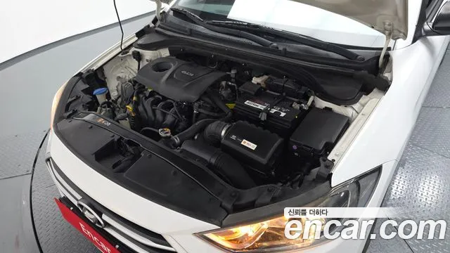 Hyundai Avante 2016 thumb 5