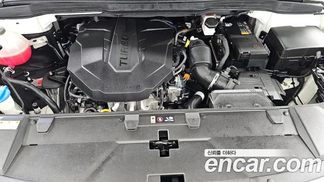 Kia Carnival 2023 thumb 6