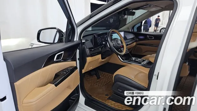 Kia Carnival 2023 thumb 10