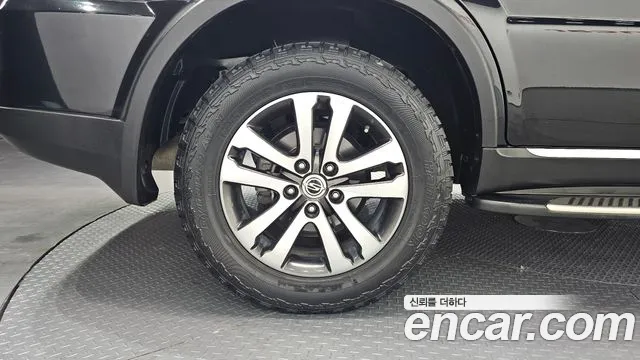 KG_Mobility_Ssangyong Rexton 2013 thumb 5